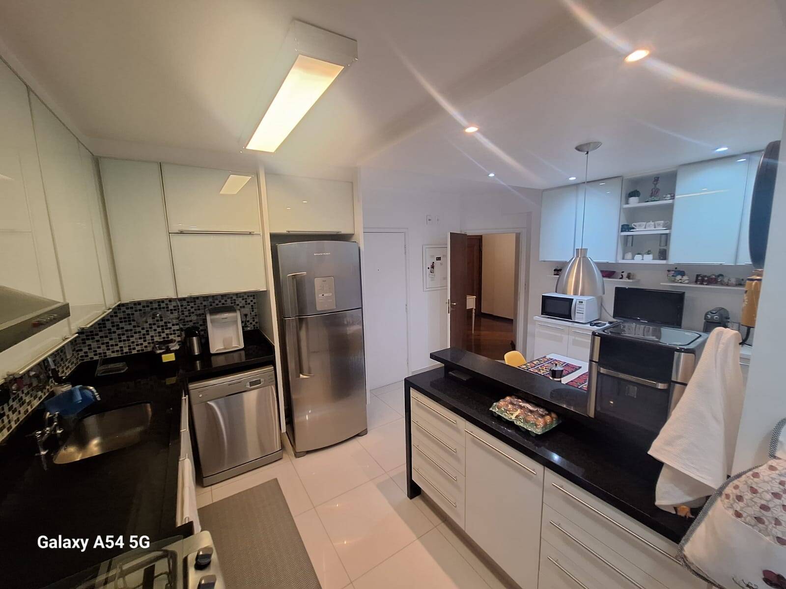 Apartamento, 1 suíte, 165m², em Alphaville Centro Industrial e Empresarial/Alphaville. — foto 4