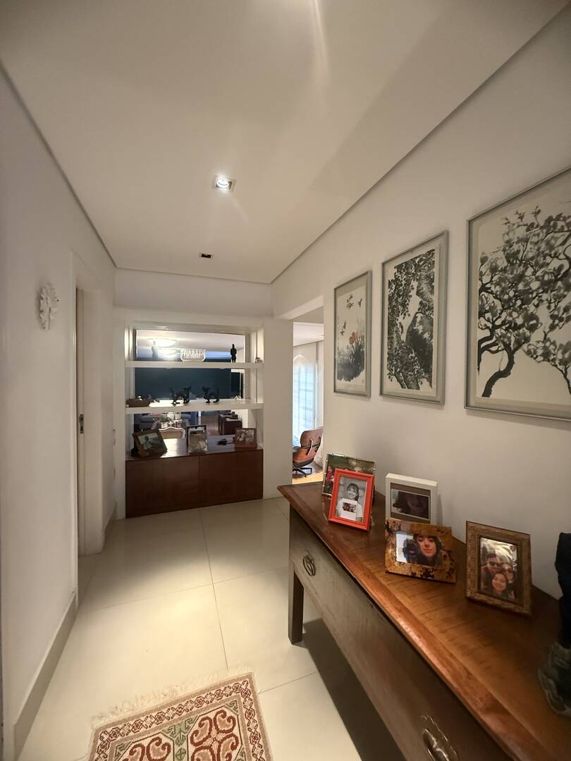 Casa, 4 suítes, 338m², em Alphaville — foto 5