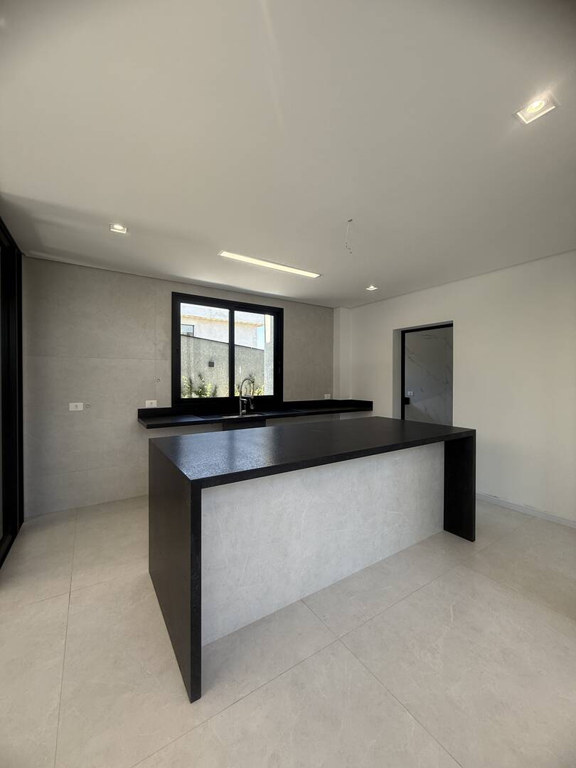Casa, 4 suítes, 387m², em Colinas da Anhangüera — foto 6