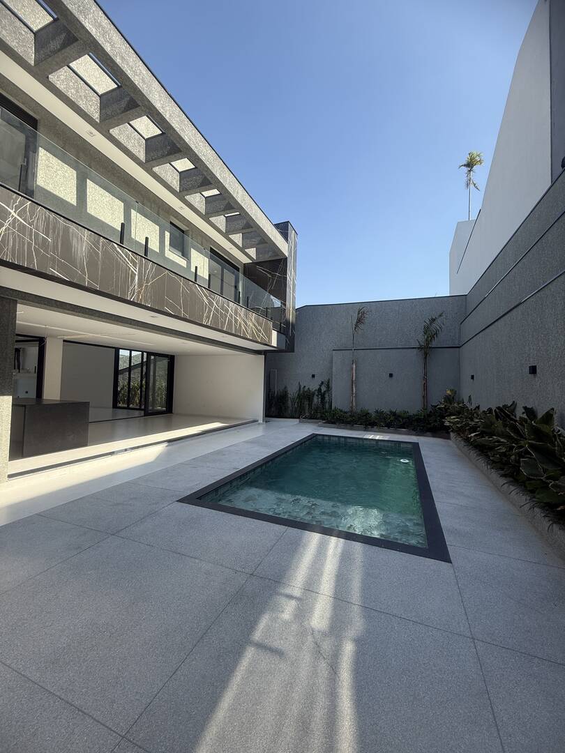 Casa, 4 suítes, 387m², em Colinas da Anhangüera — foto 3