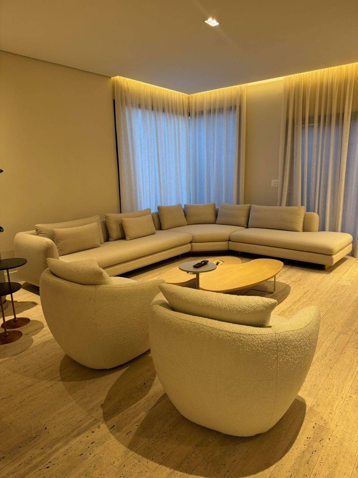 Casa, 4 suítes, 420m², em Cidade Tamboré — foto 3