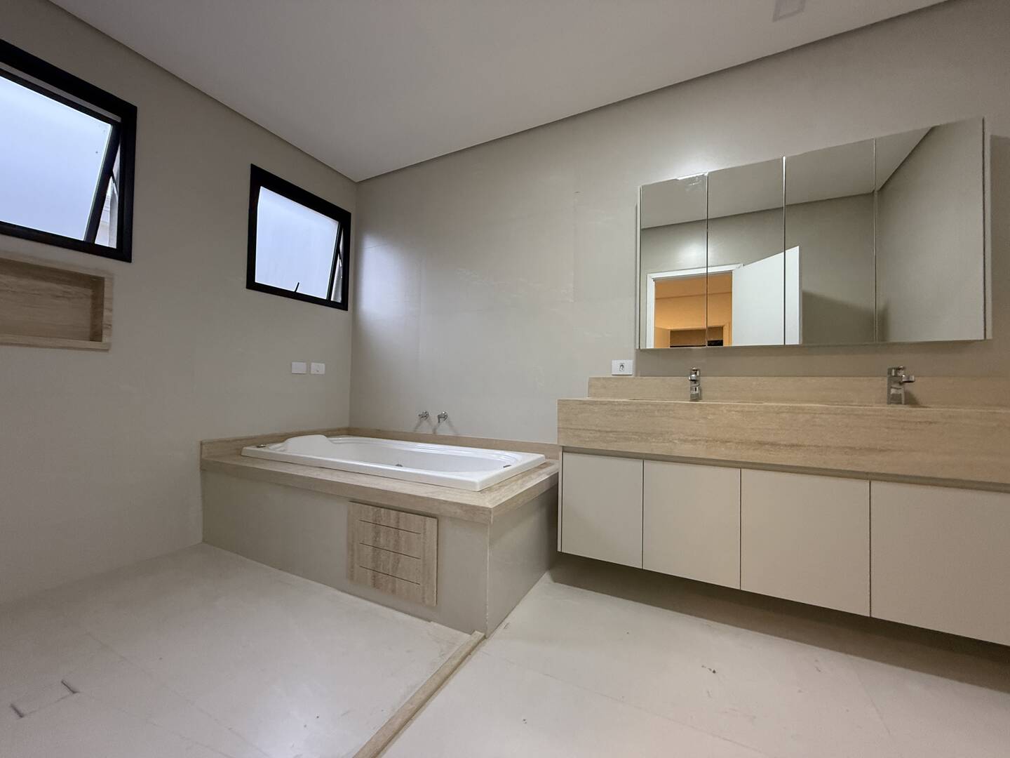 Casa, 4 suítes, 386m², em Alphaville — foto 11