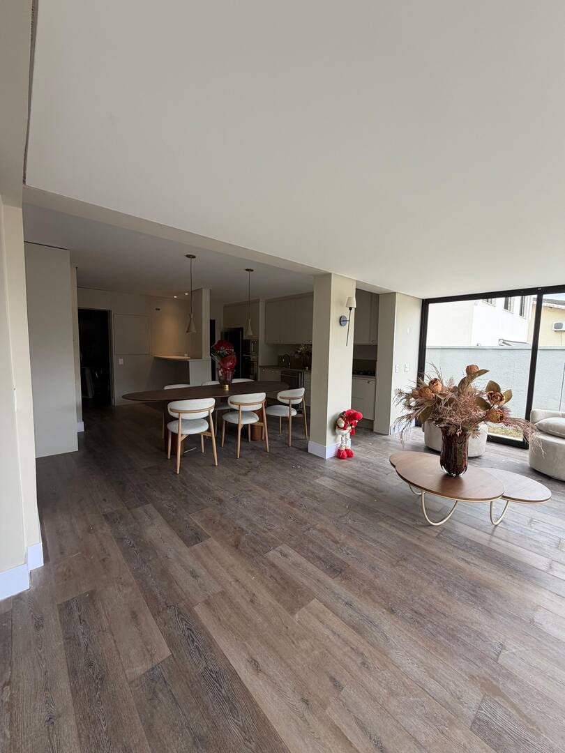 Casa, 5 suítes, 350m², em Alphaville Residencial Dois — foto 4