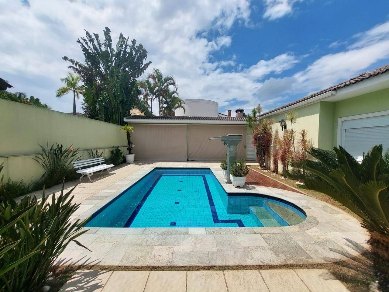Casa, 2 suítes, 350m², em Alphaville — foto 24