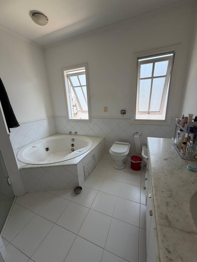 Casa, 2 suítes, 350m², em Alphaville — foto 13