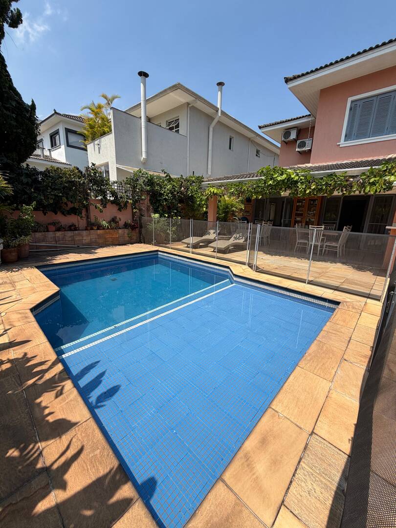 Casa, 2 suítes, 350m², em Alphaville — foto 21