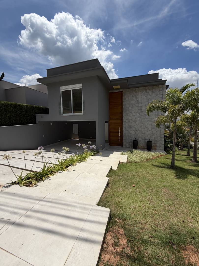 Casa à venda – Tamboré, Santana de Parnaíba | 4 suítes, 540m²