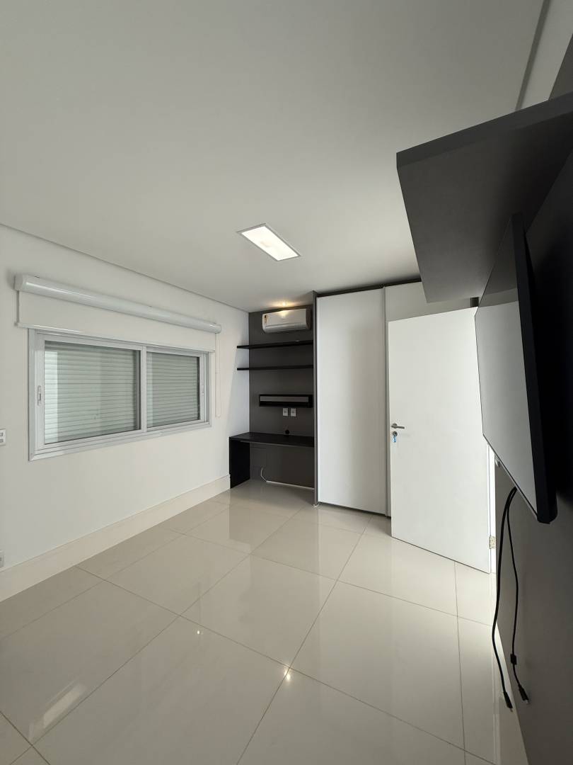 Casa, 4 suítes, 380m², em Tamboré 10 — foto 25