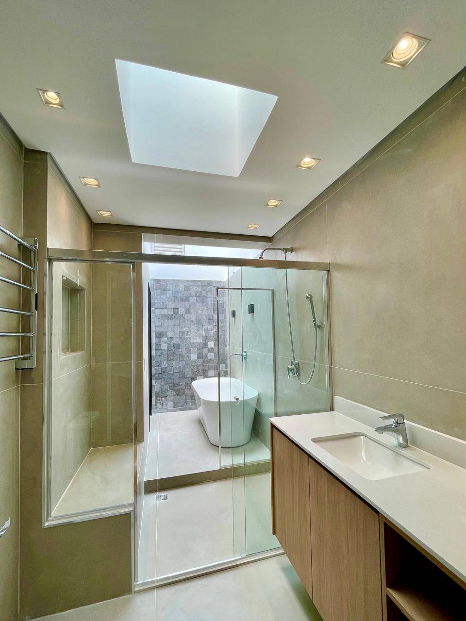 Casa, 4 suítes, 422m², em Alphaville Residencial Dois — foto 10