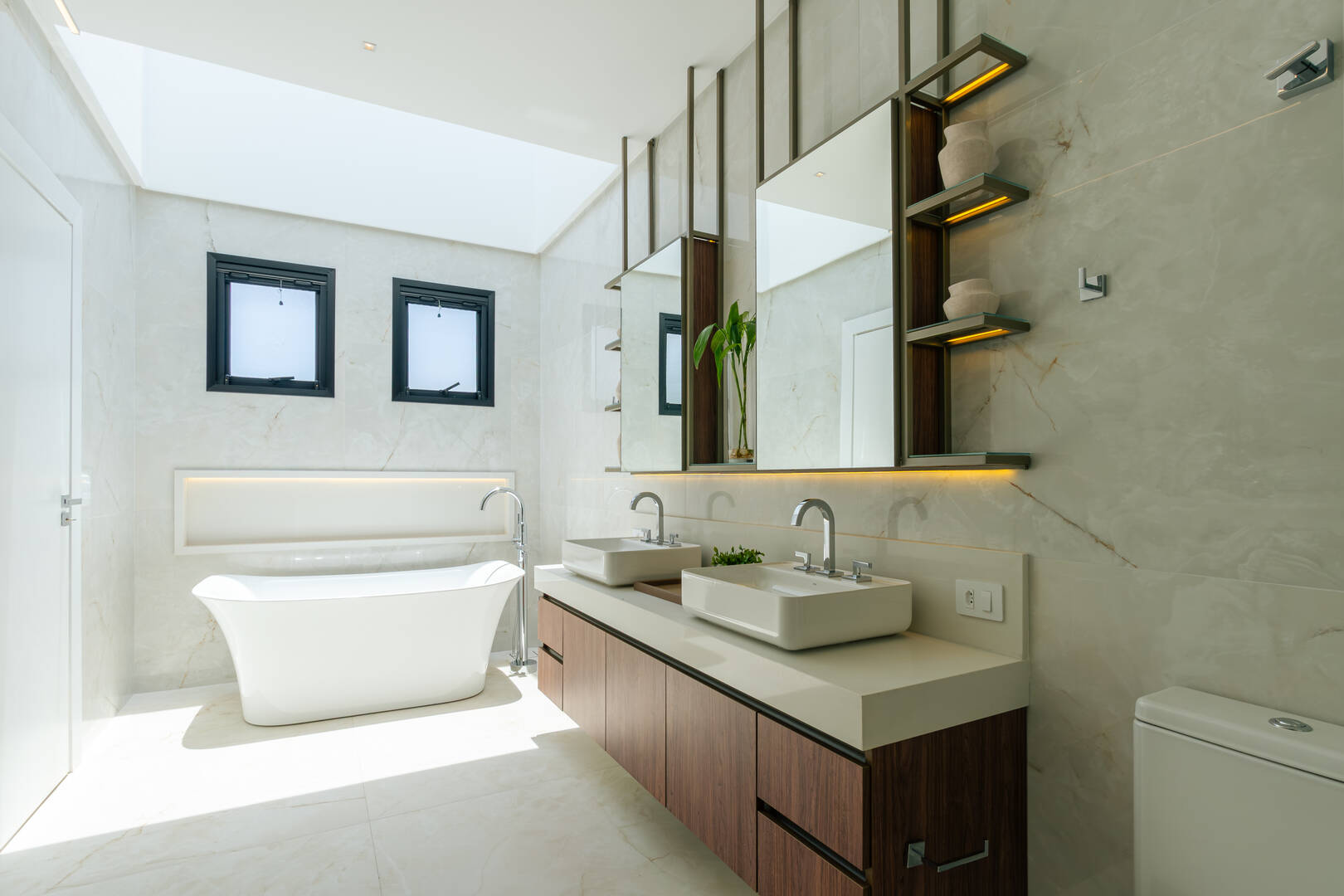 Casa à venda – Alphaville Residencial Dois, Barueri | 4 suítes, 450m²