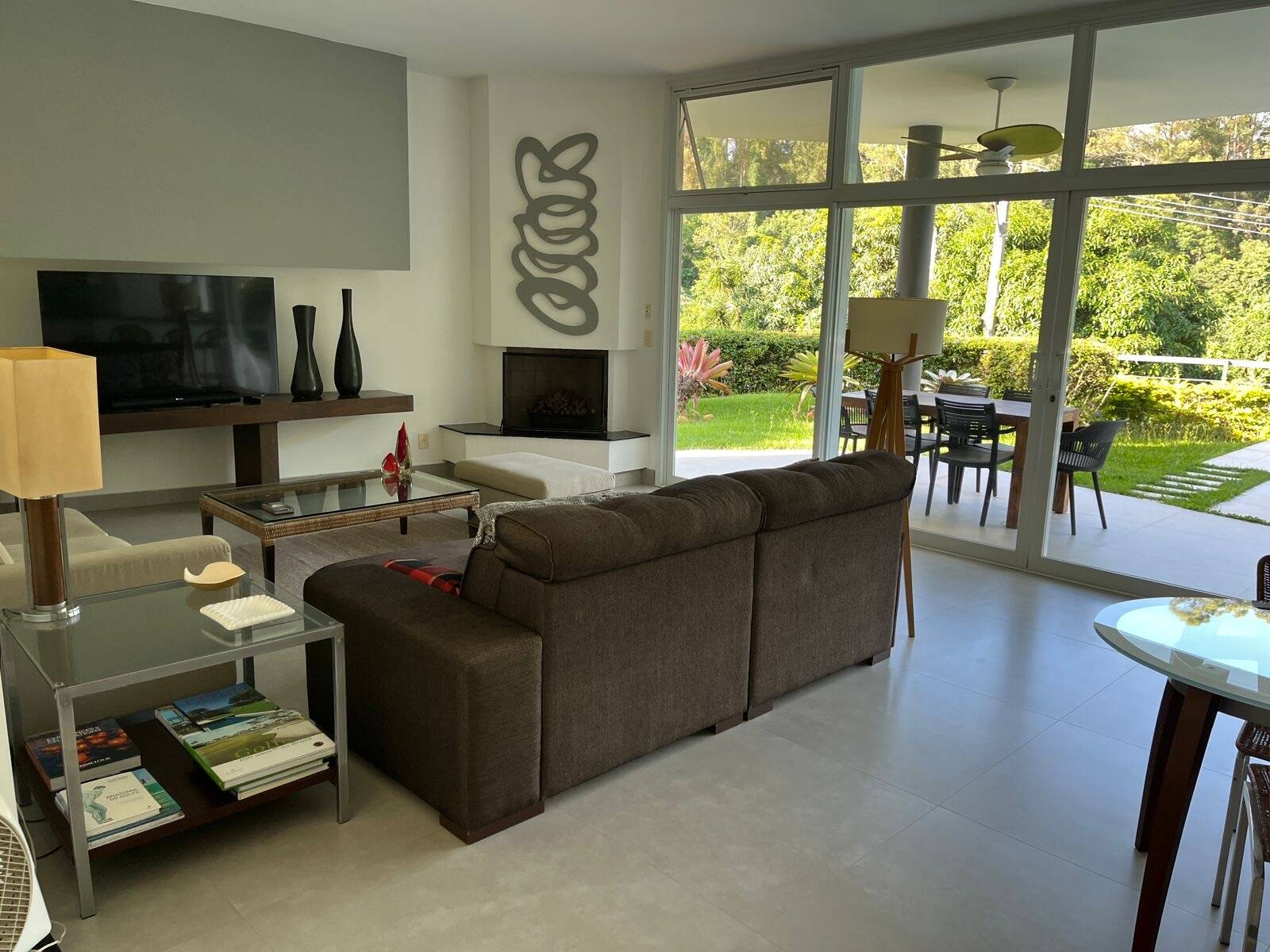 Casa, 1 suíte, 250m², em Alphaville Conde II — foto 2
