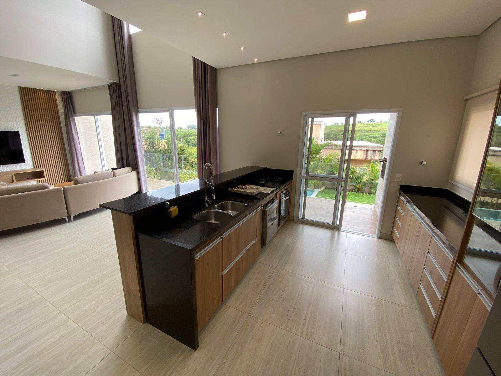 Casa, 4 suítes, 305m², em Alphaville — foto 21