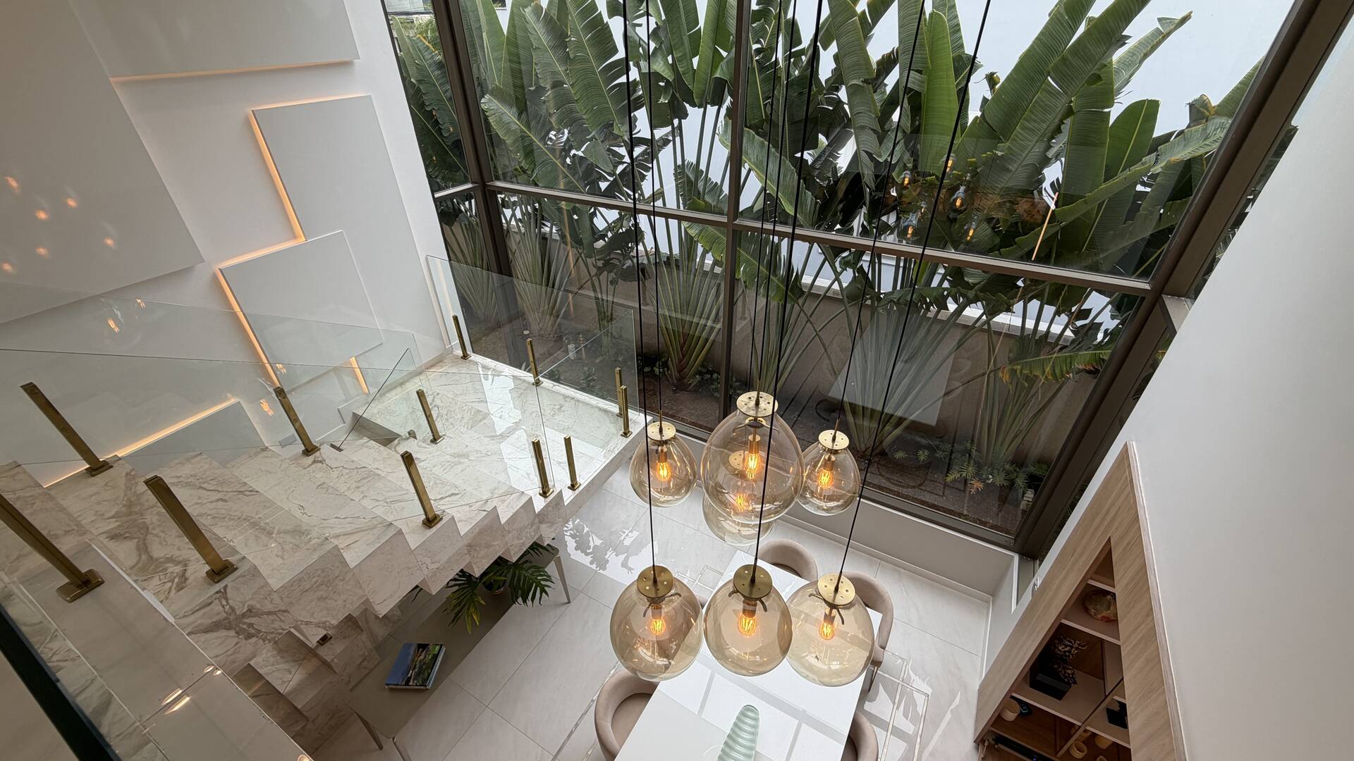 Casa, 4 suítes, 500m², em Alphaville Residencial Zero — foto 2
