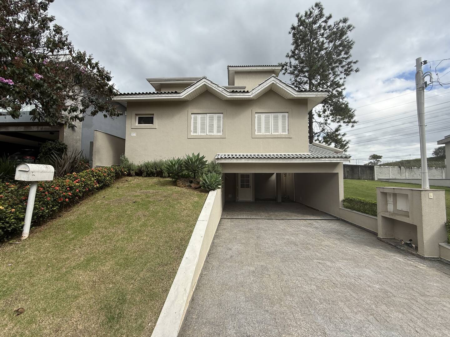 Casa, 4 suítes, 220m², em Alphaville — foto 3