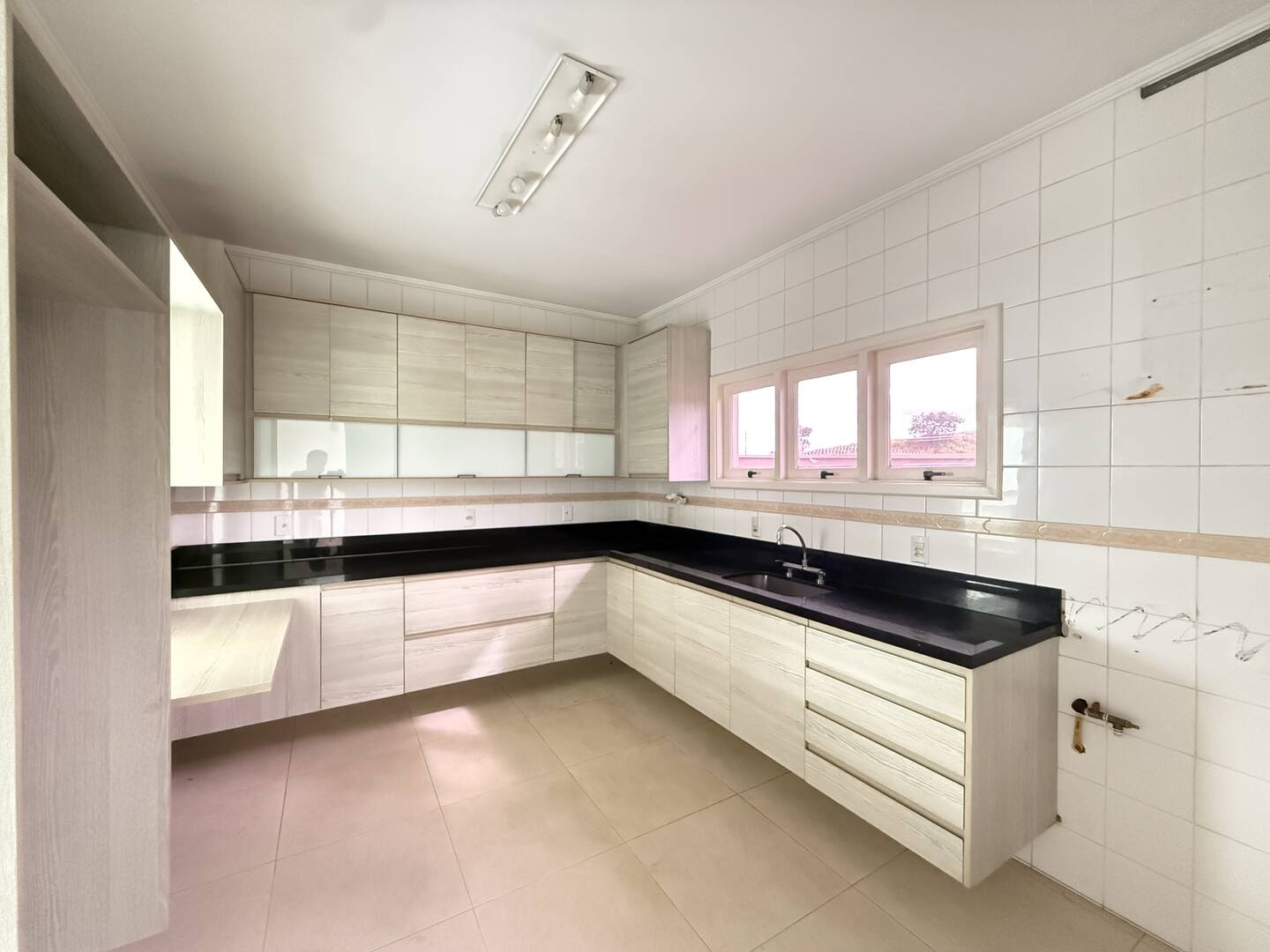 Casa, 4 suítes, 220m², em Alphaville — foto 9