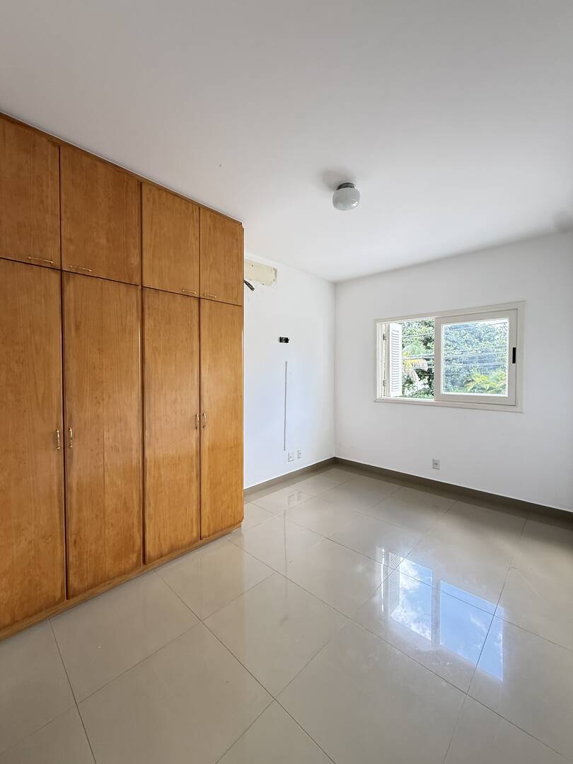 Casa, 4 suítes, 220m², em Alphaville — foto 15