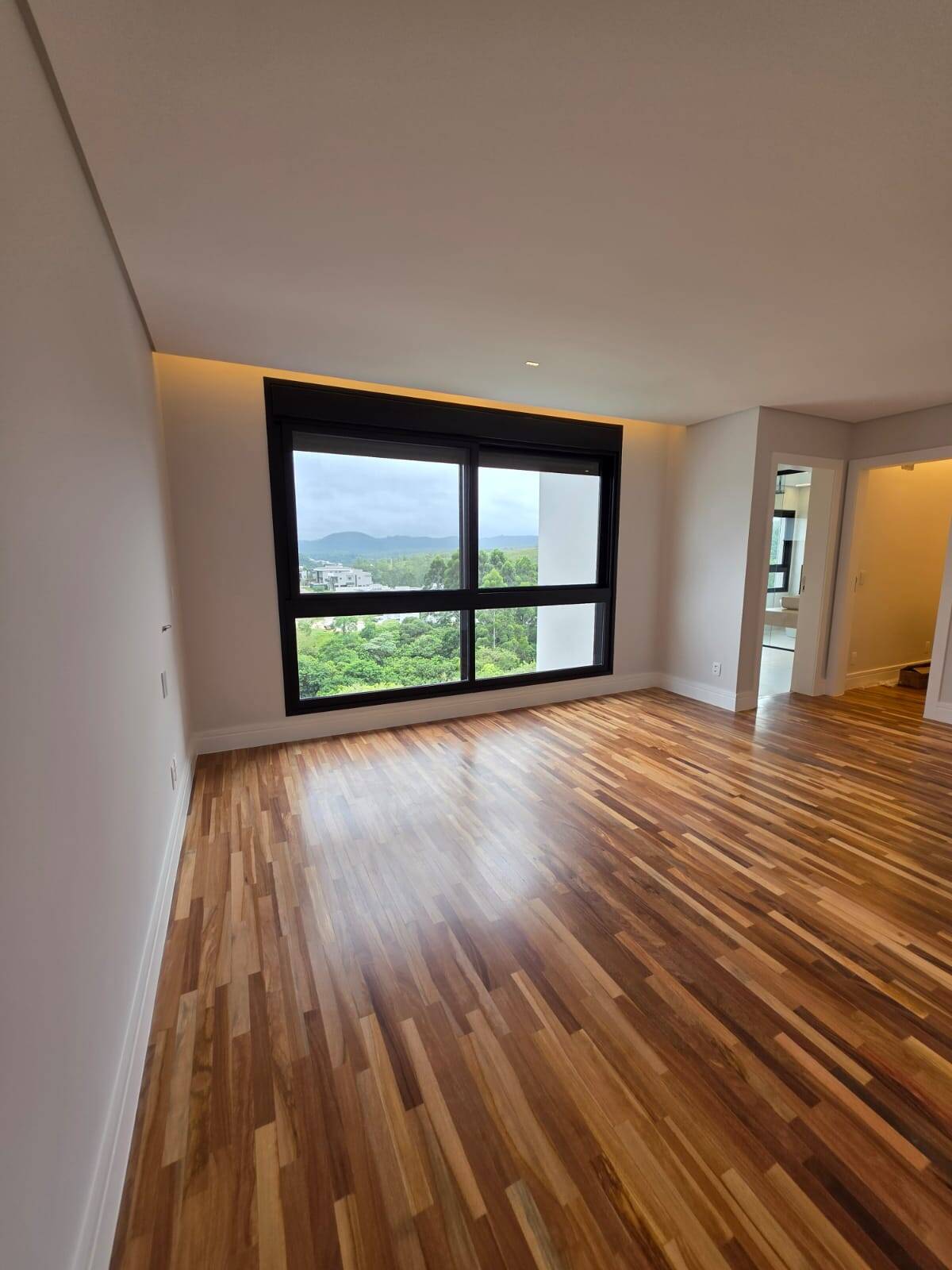 Casa, 4 suítes, 450m², em Colinas da Anhangüera — foto 4