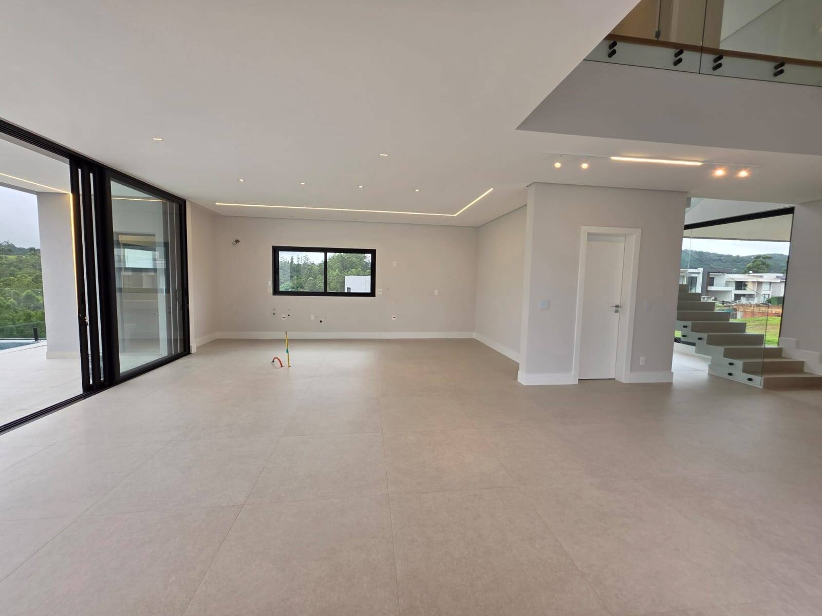 Casa, 4 suítes, 450m², em Colinas da Anhangüera — foto 11
