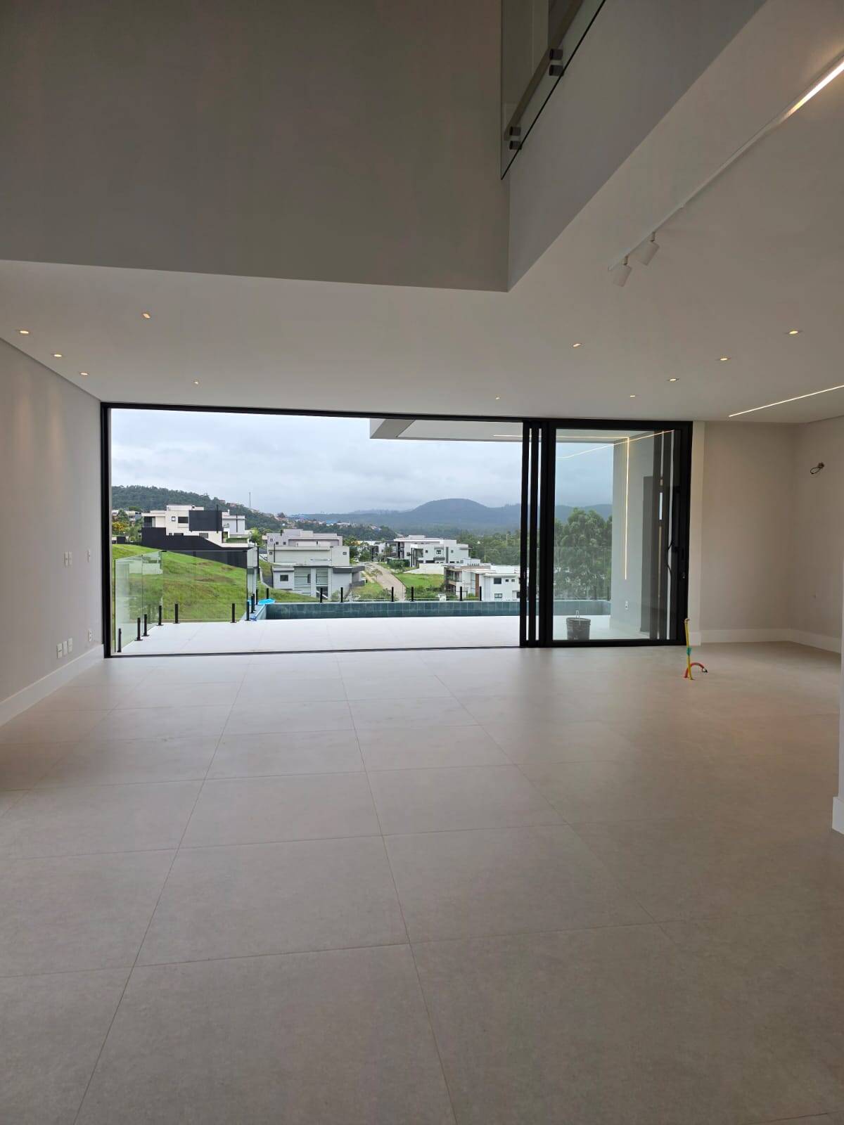 Casa, 4 suítes, 450m², em Colinas da Anhangüera — foto 15