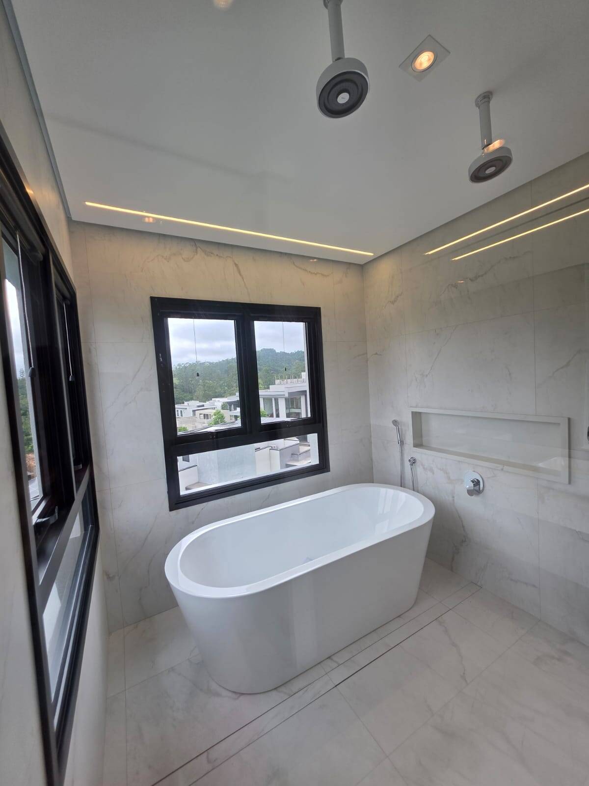 Casa, 4 suítes, 450m², em Colinas da Anhangüera — foto 14