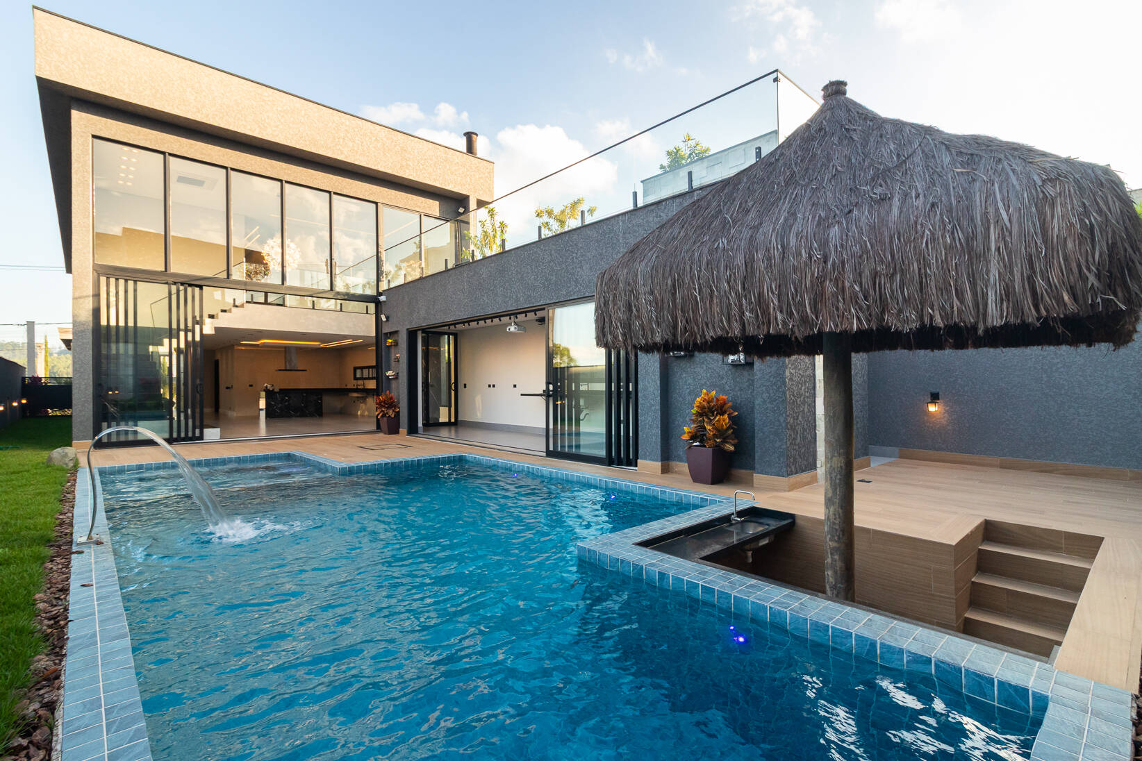 Casa, 4 suítes, 356m², em Colinas de Parnaíba I — foto 4