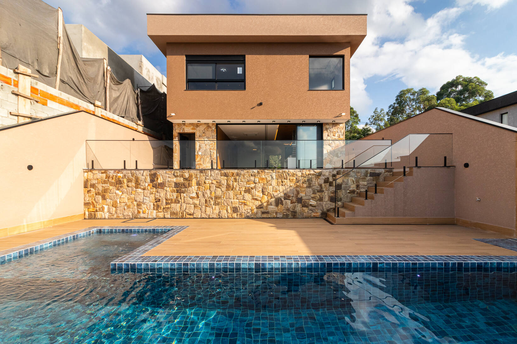 Casa, 4 suítes, 335m², em Colinas de Parnaíba I — foto 10