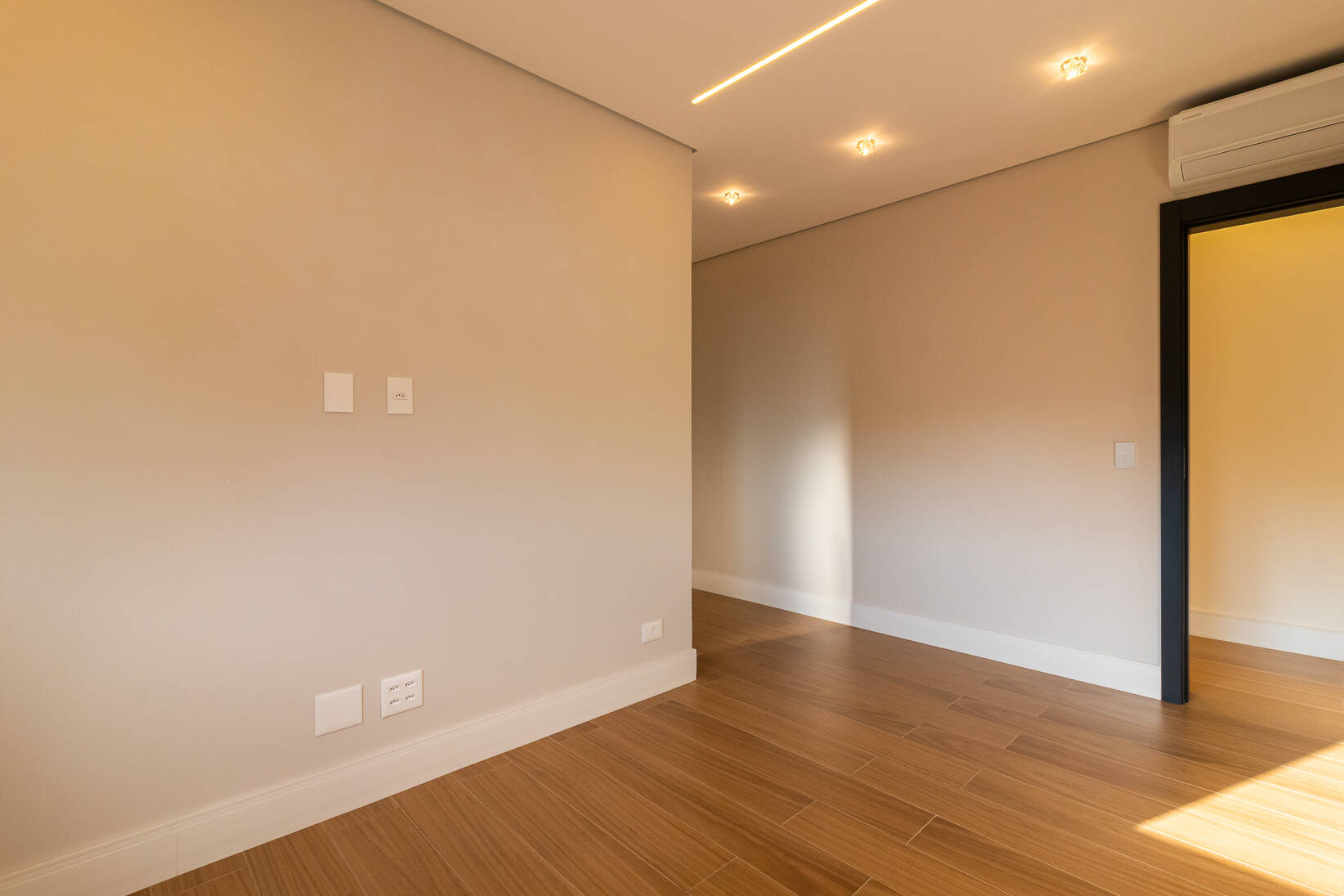Casa, 4 suítes, 335m², em Colinas de Parnaíba I — foto 7