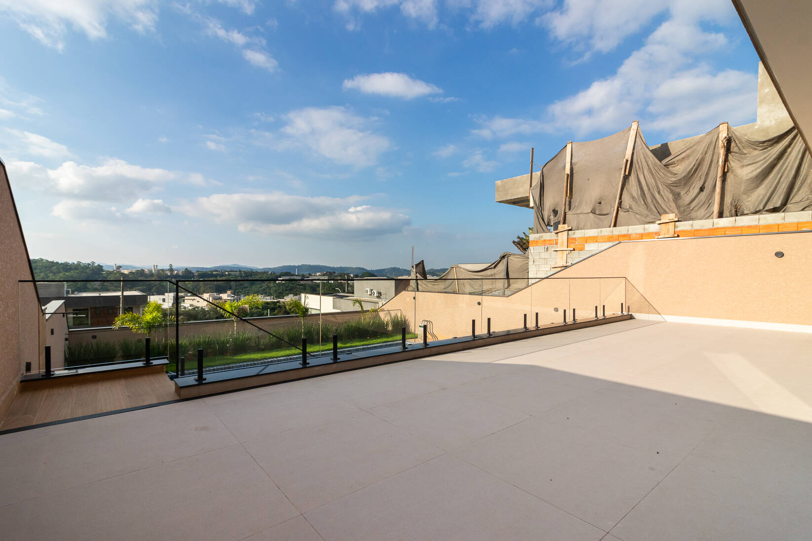 Casa, 4 suítes, 335m², em Colinas de Parnaíba I — foto 23