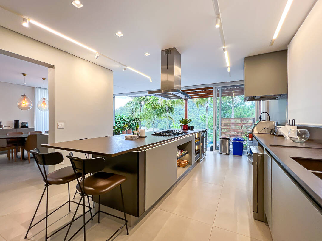 Casa, 4 suítes, 445m², em Tamboré — foto 21