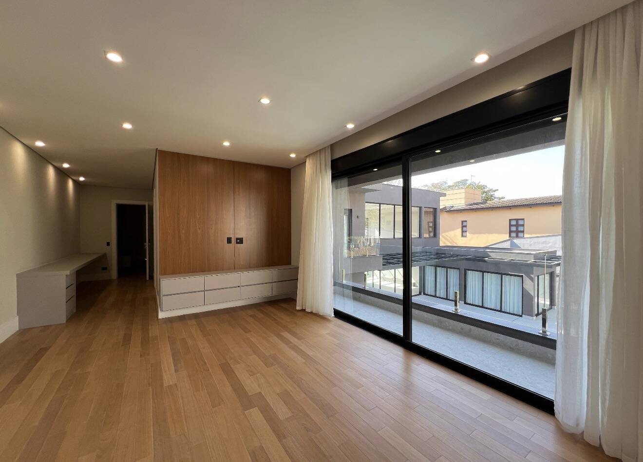 Casa, 5 suítes, 1120m², em Alphaville Residencial Um — foto 7