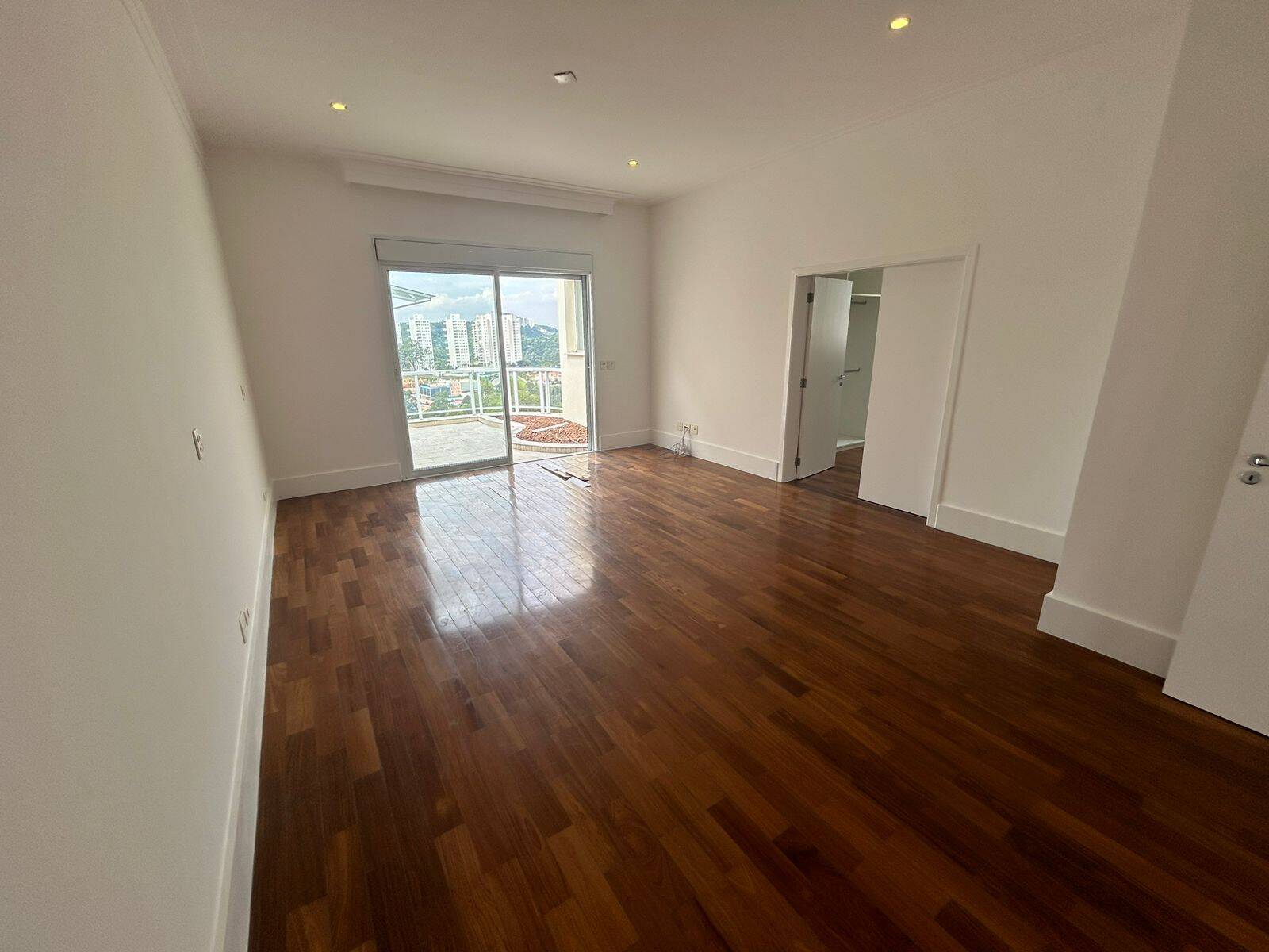 Casa, 4 suítes, 592m², em Tamboré — foto 2