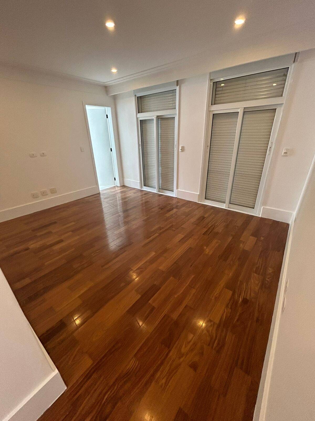 Casa, 4 suítes, 592m², em Tamboré — foto 12