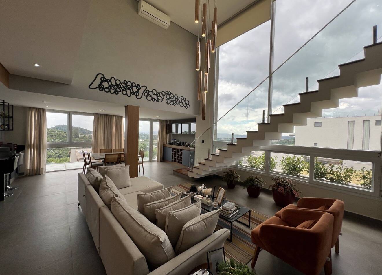 Casa, 3 suítes, 300m², em Alphaville — foto 4