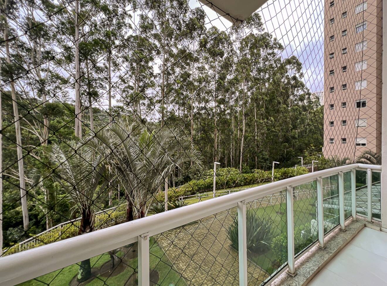 Apartamento, 3 suítes, 192m², em Tamboré — foto 27