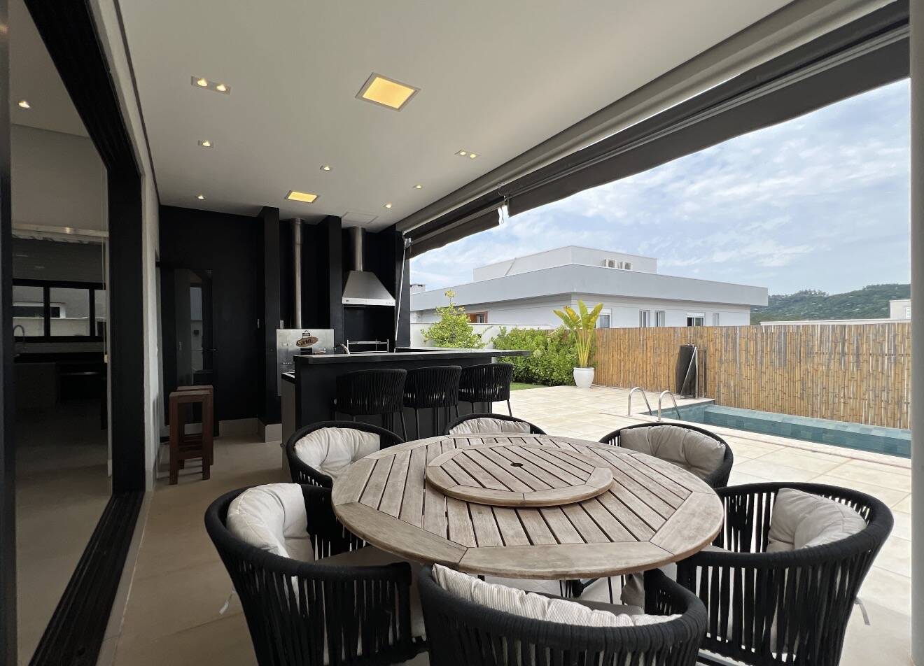 Casa, 4 suítes, 332m², em Alphaville — foto 19