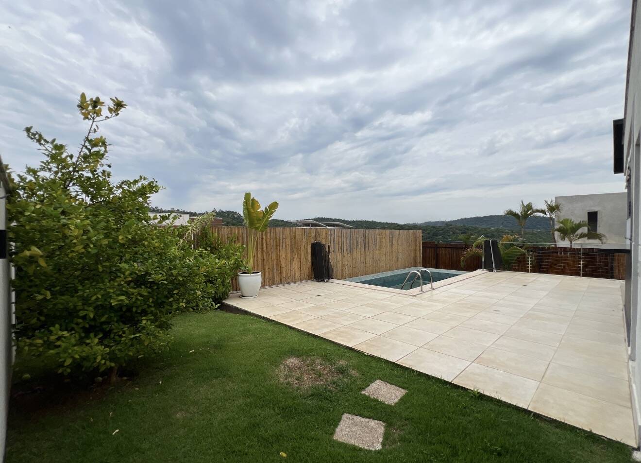 Casa, 4 suítes, 332m², em Alphaville — foto 35