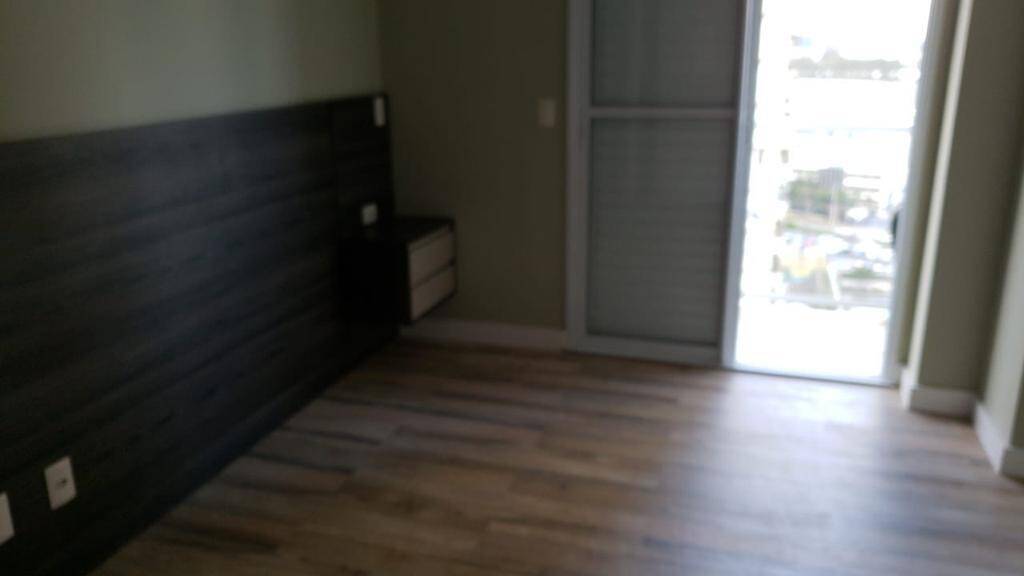 Apartamento, 1 suíte, 68m², em Alphaville Centro Industrial e Empresarial/Alphaville. — foto 4
