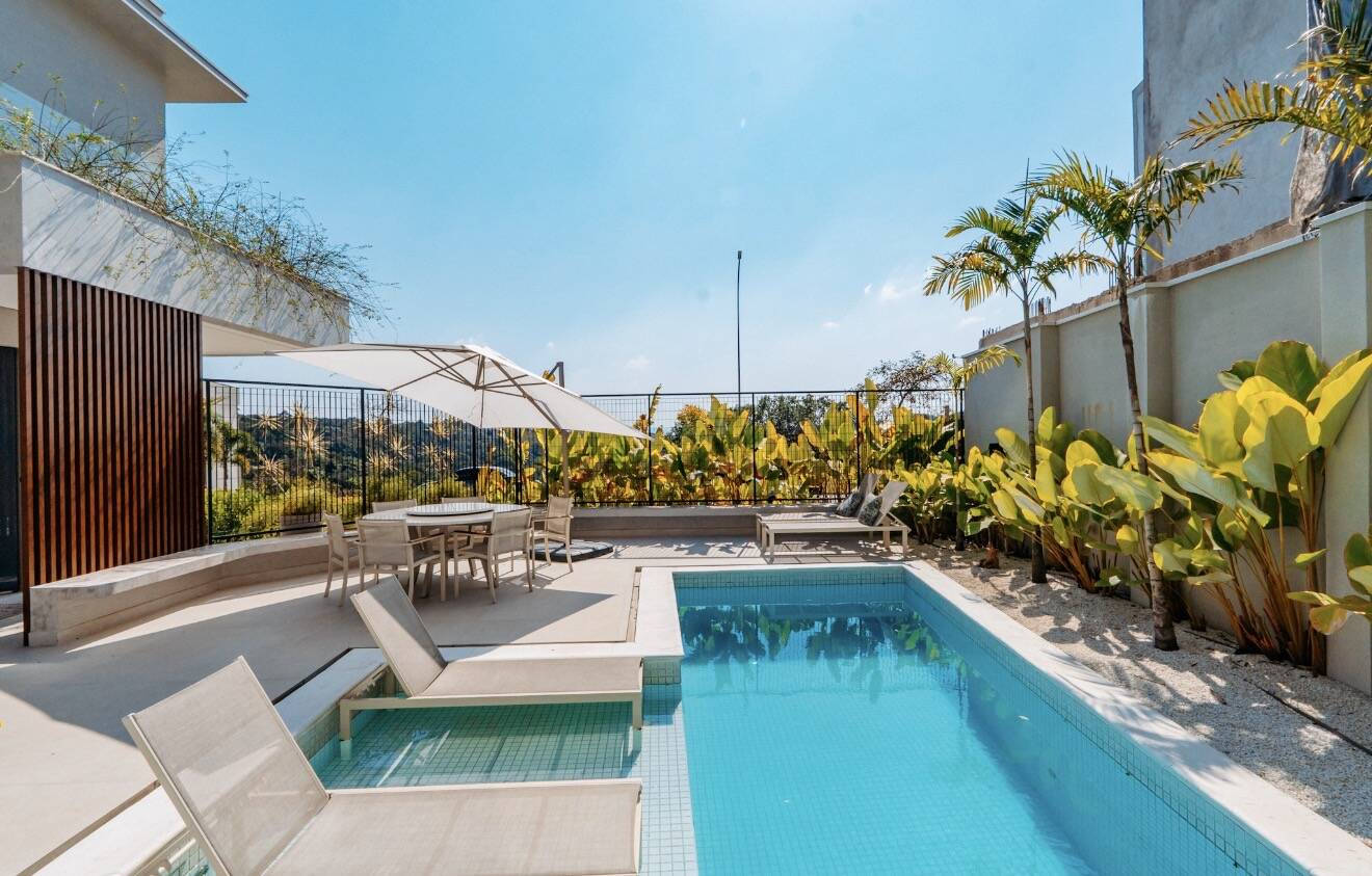 Casa à venda – Alphaville, Santana de Parnaíba | 4 suítes, 600m²