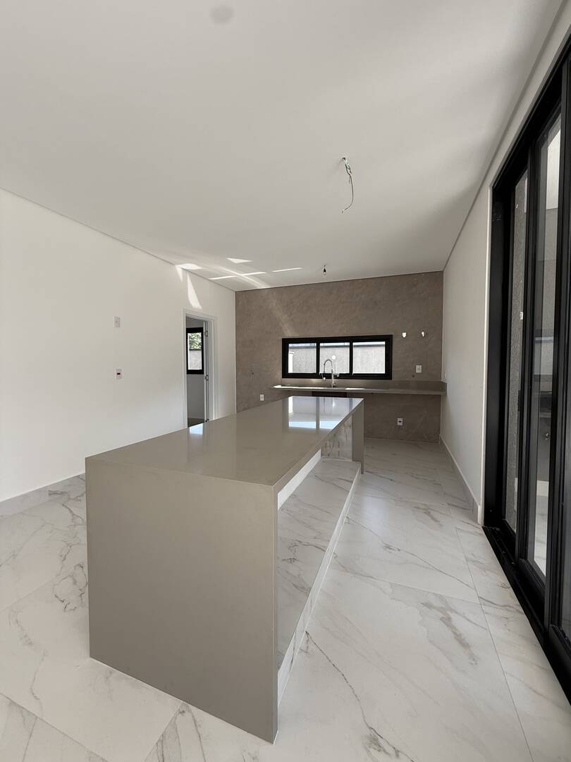 Casa, 4 suítes, 373m², em Alphaville — foto 7