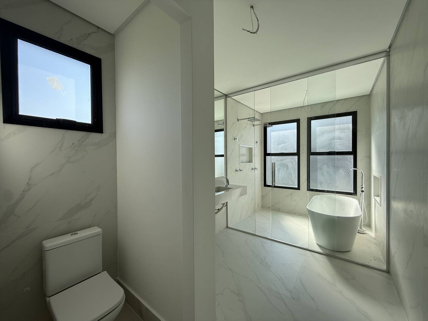 Casa, 4 suítes, 373m², em Alphaville — foto 17