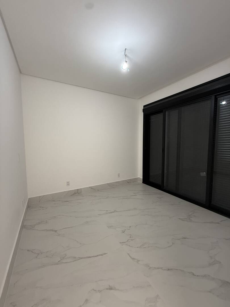 Casa, 4 suítes, 373m², em Alphaville — foto 13