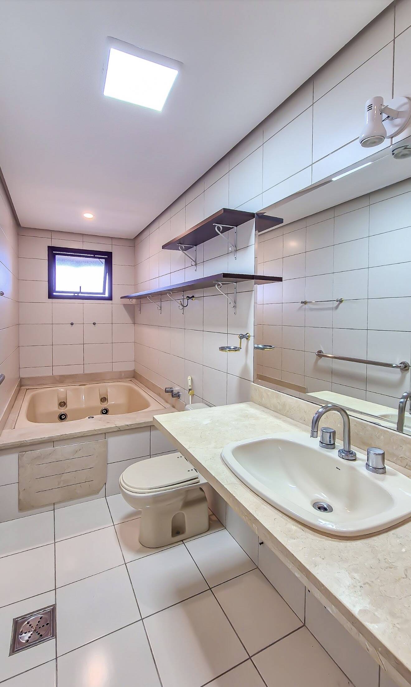 Apartamento, 2 suítes, 177m², em Alphaville Centro Industrial e Empresarial/Alphaville. — foto 10