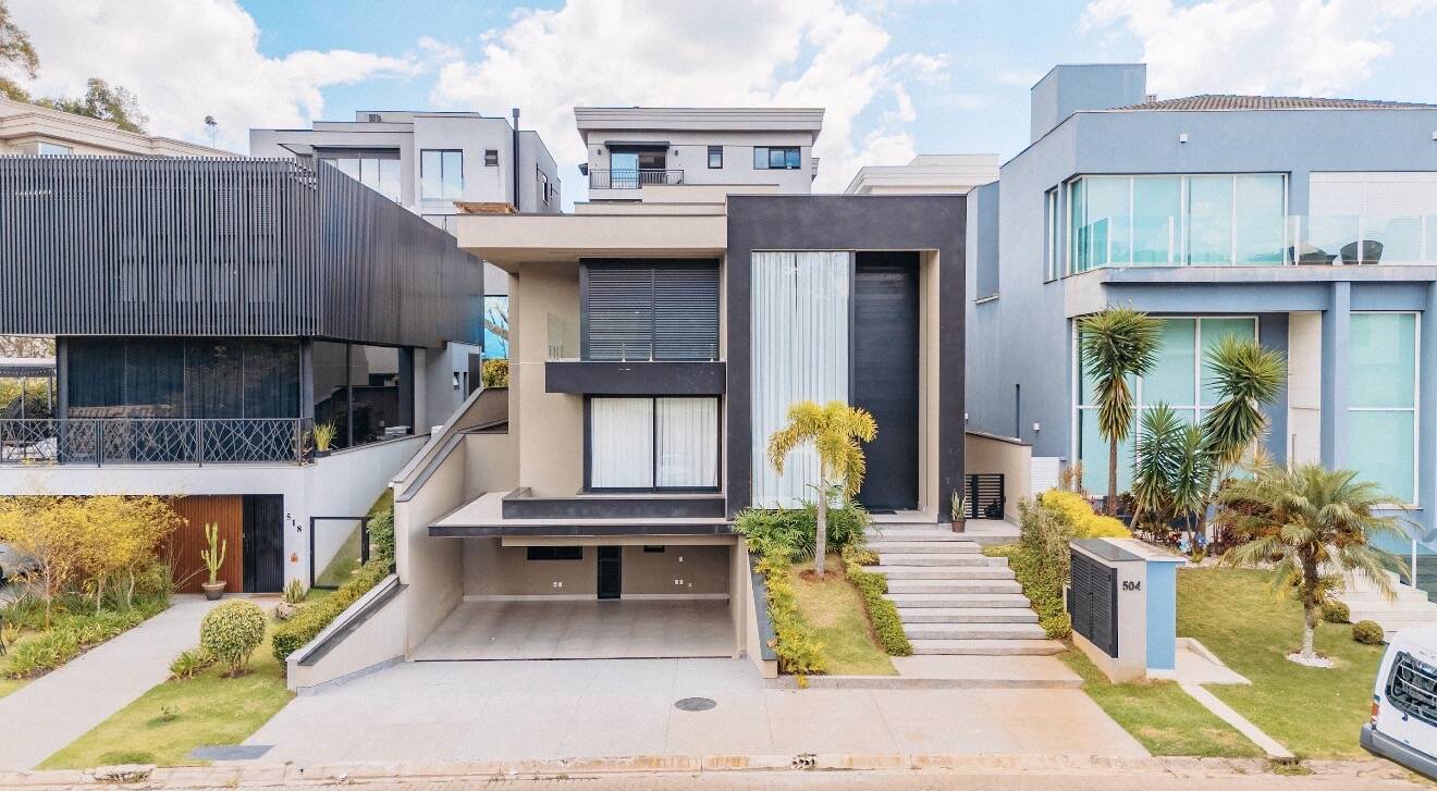 Casa à venda – Tamboré, Santana de Parnaíba | 4 suítes, 450m²