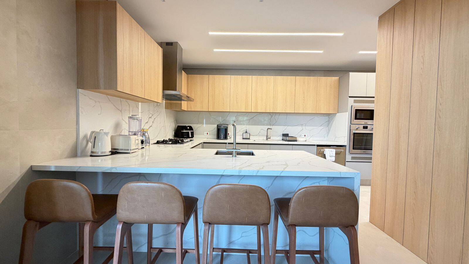 Casa, 4 suítes, 642m², em Alphaville Residencial Um — foto 5