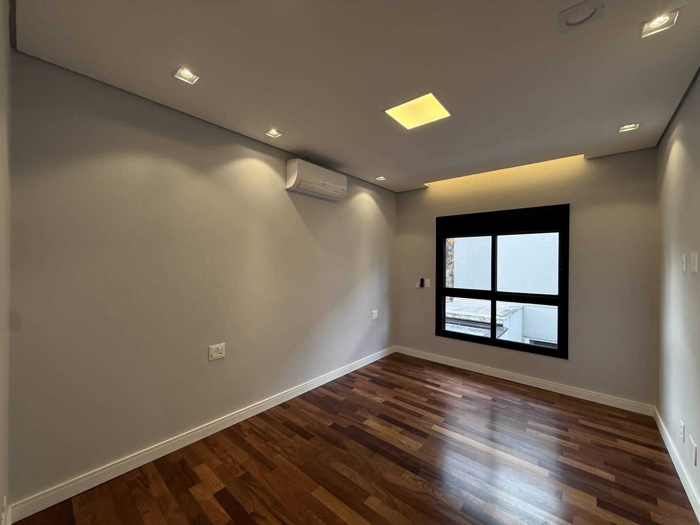 Casa, 4 suítes, 355m², em Alphaville — foto 31