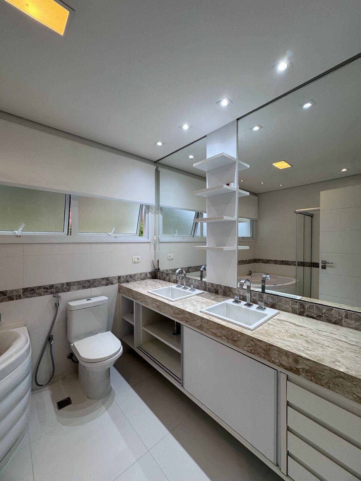 Casa, 4 suítes, 383m², em Tamboré — foto 5