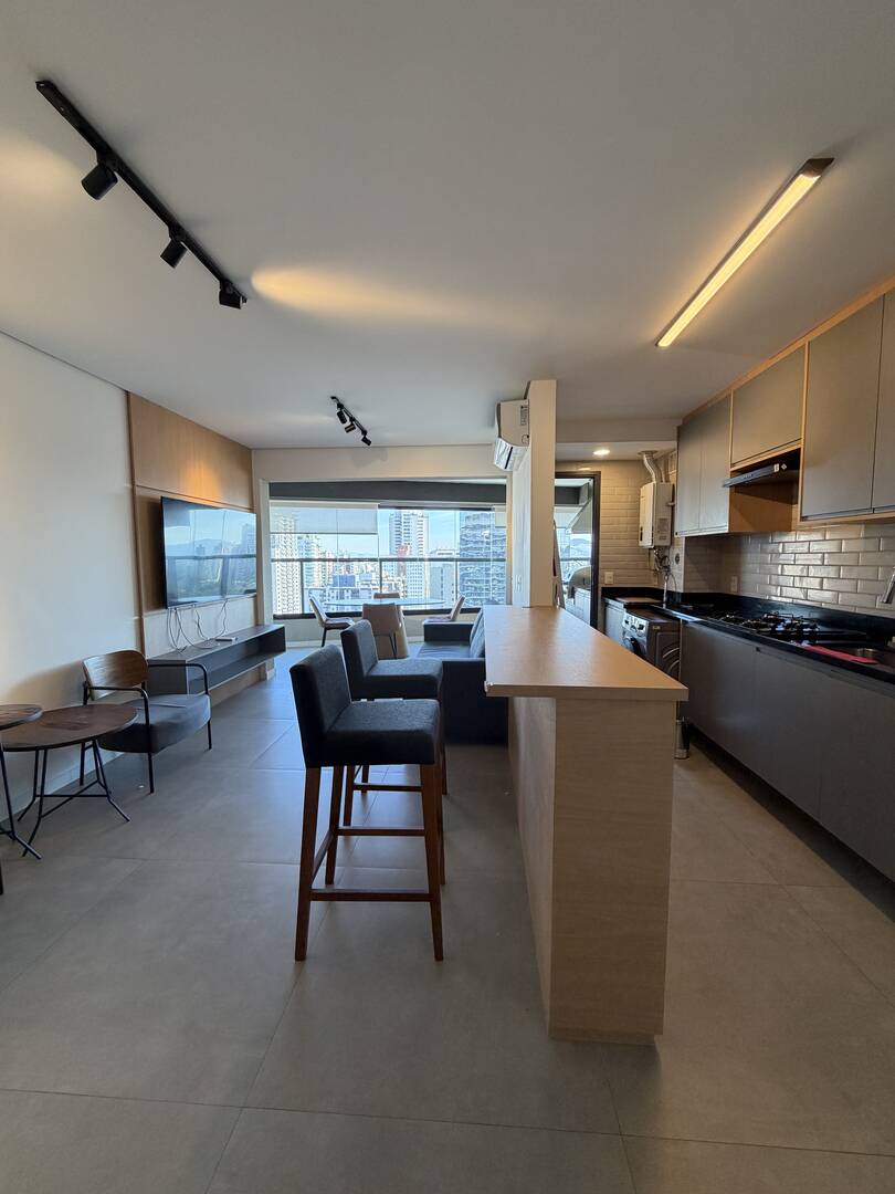 Apartamento para alugar – Alphaville, Barueri | 2 suítes, 90m²
