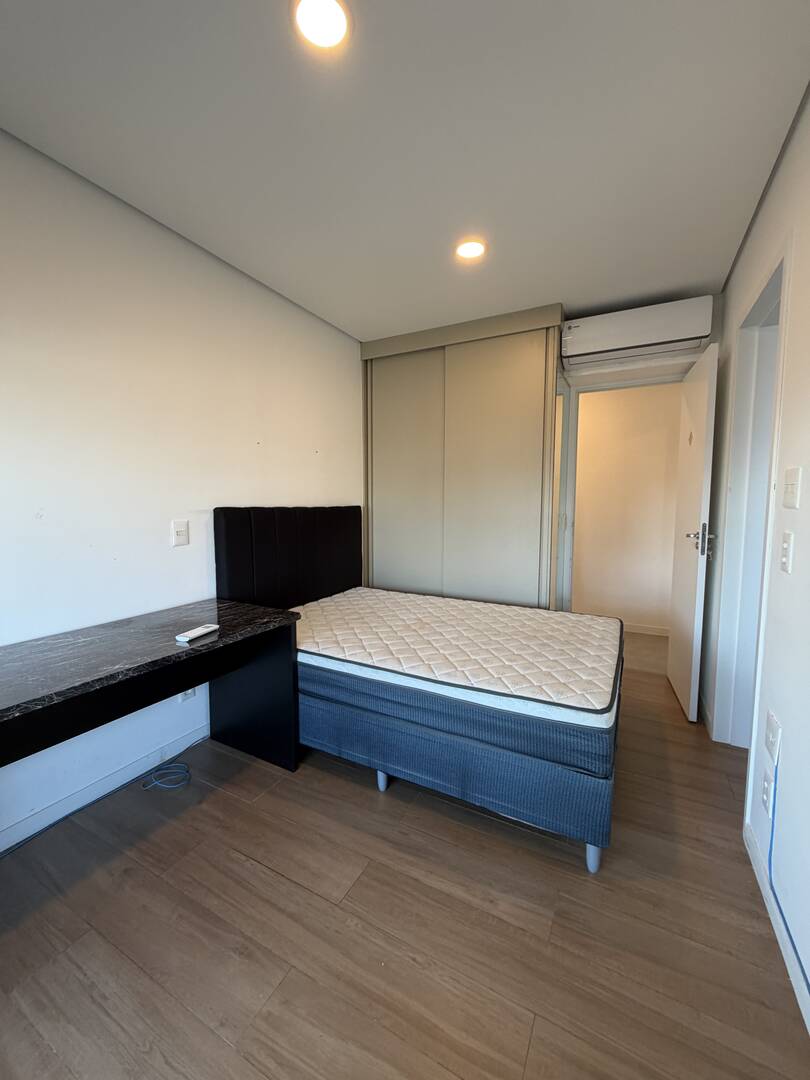 Apartamento, 2 suítes, em Alphaville — foto 5