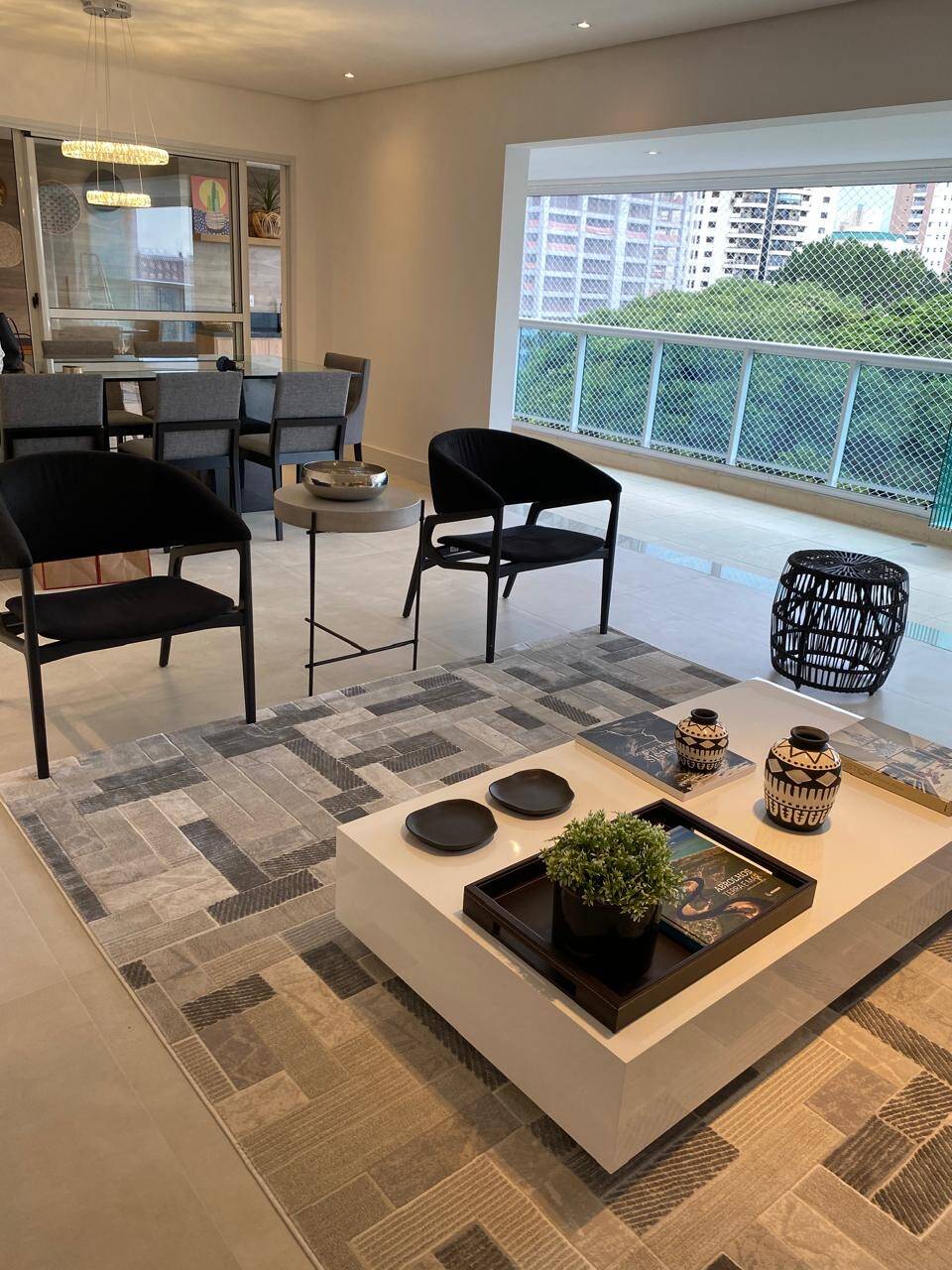 Apartamento para alugar – Alphaville, Barueri | 3 suítes, 246m²