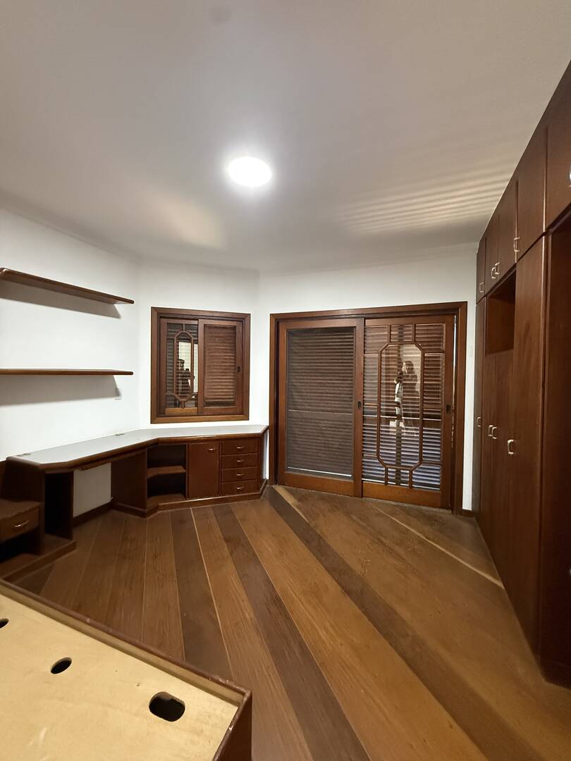 Casa, 2 suítes, 393m², em Alphaville — foto 21